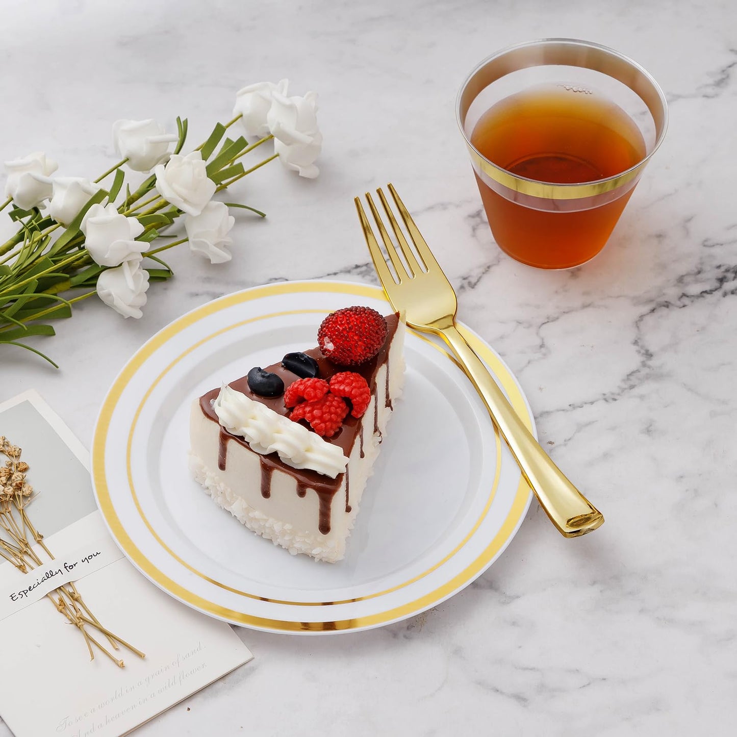 Goodluck Disposable Gold Dinnerware Set for Parties, Weddings, Catering and Daily Use