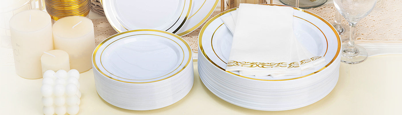 Plastic Party Plates