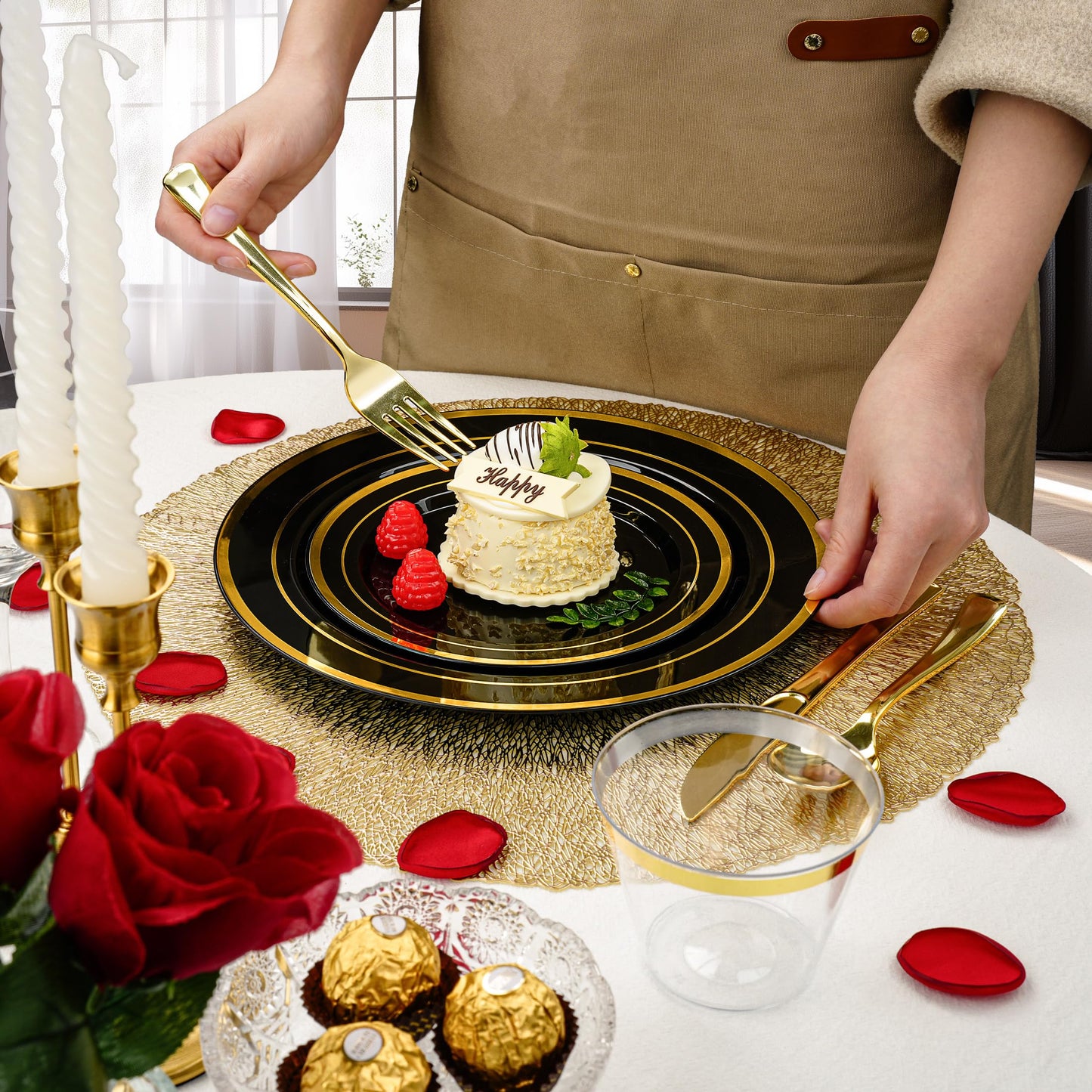 Goodluck 600PCS Disposable Plates Black with Gold Dinnerware Set for Halloween Party and Christmas