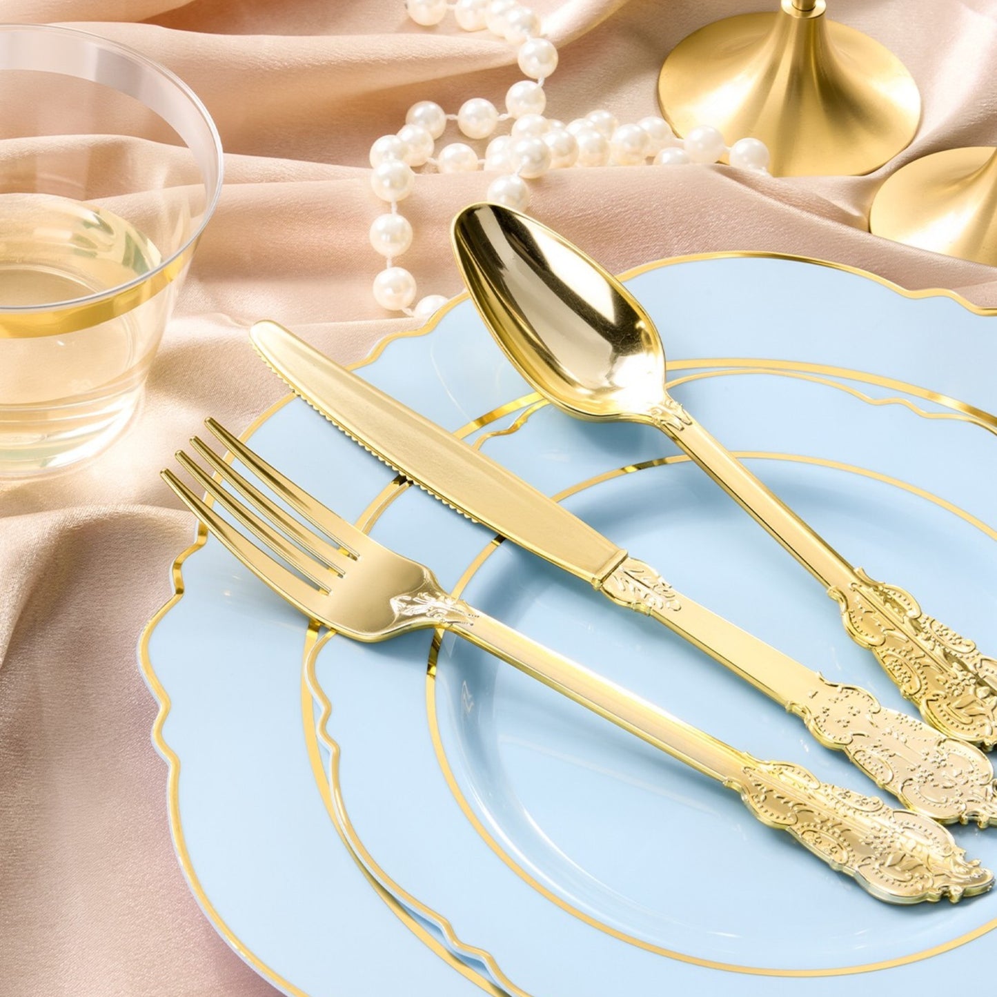 Impress Guests Easily with Elegant Baroque Disposable Dinnerware