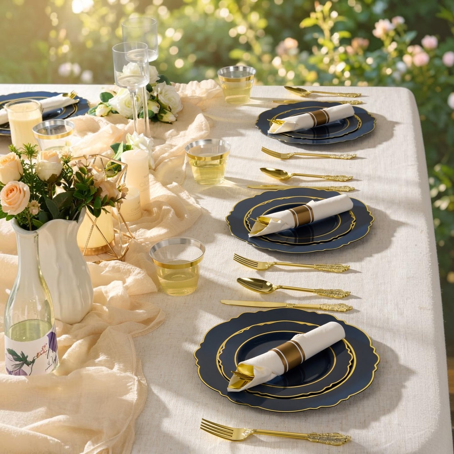 Impress Guests Easily with Elegant Baroque Disposable Dinnerware