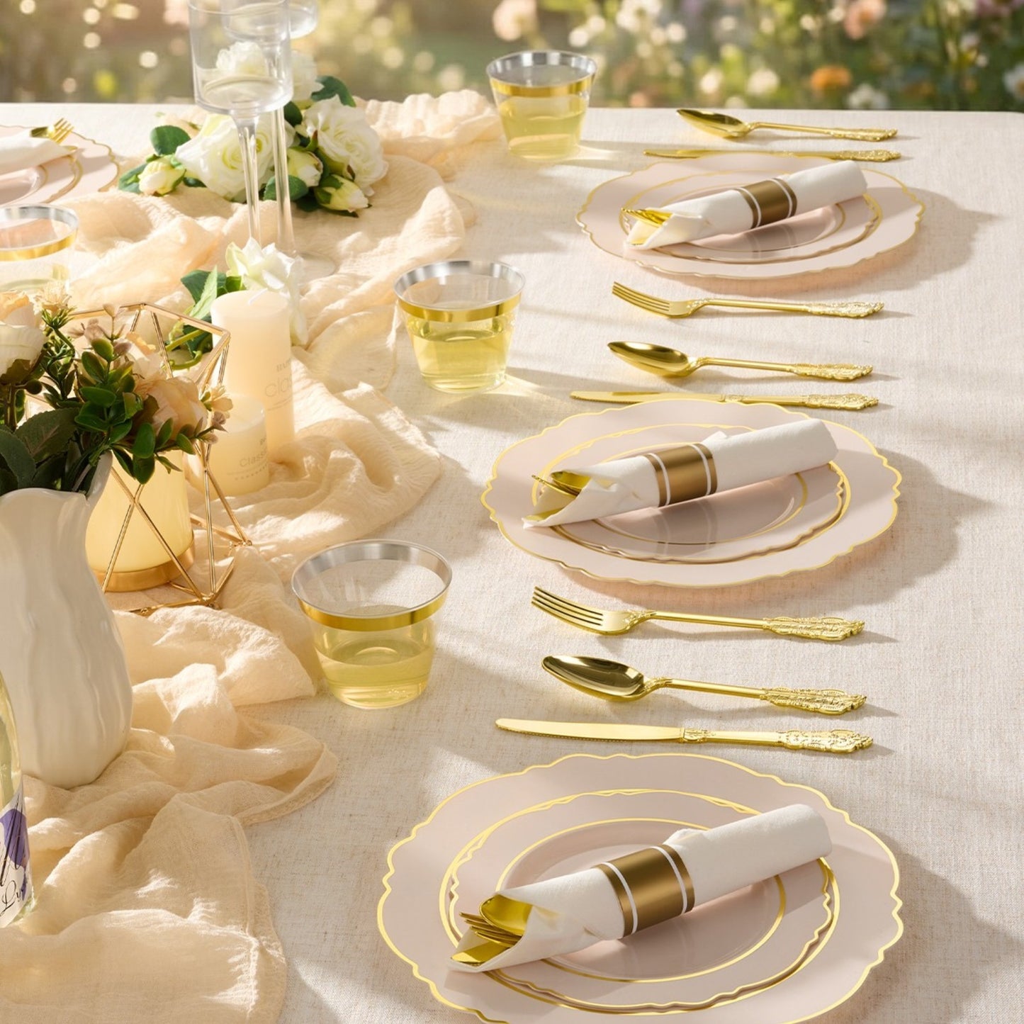 Impress Guests Easily with Elegant Baroque Disposable Dinnerware