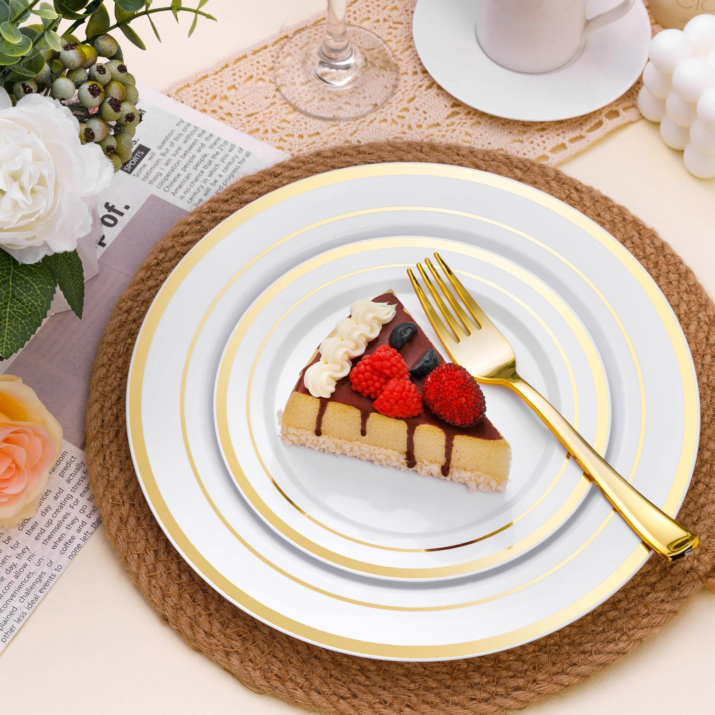 Goodluck 10.25 Inch White with Double Gold Rim Plastic Plates for Party