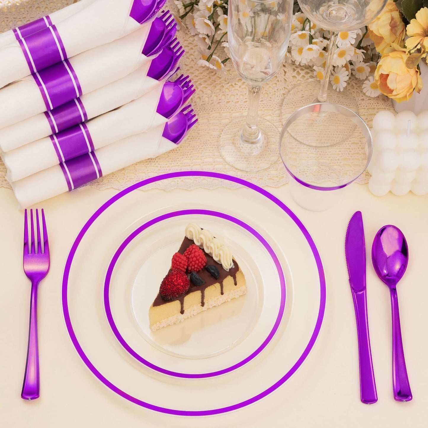 Durable Disposable Clear Plastic Dinnerware Set with Single-Rim Design