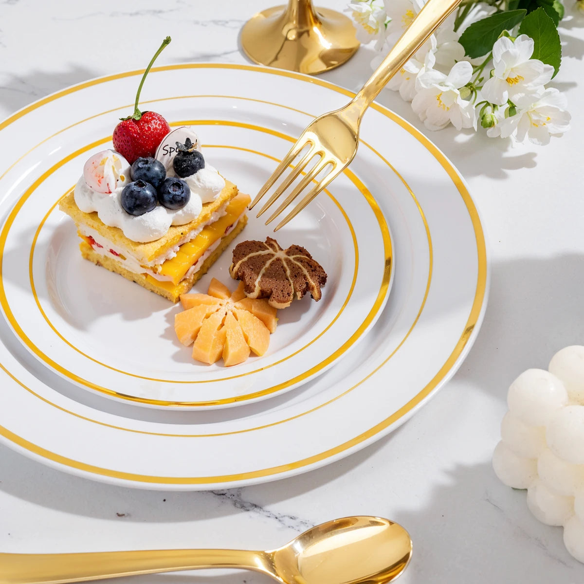 Goodluck Disposable White with Double Gold Rim Pre-Rolled Napkins Plastic Dinnerware Set